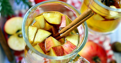 Infuso di cannella e mela: accelera il metabolismo, abbassa il colesterolo e previene il cancro